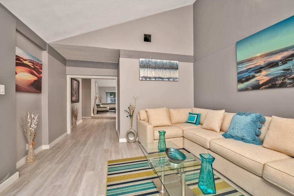 Spacious 4 Bedrooms, 2 Bathroom House With Pool Miramar Bagian luar foto