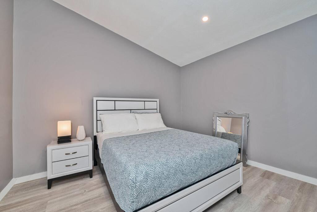 Spacious 4 Bedrooms, 2 Bathroom House With Pool Miramar Bagian luar foto