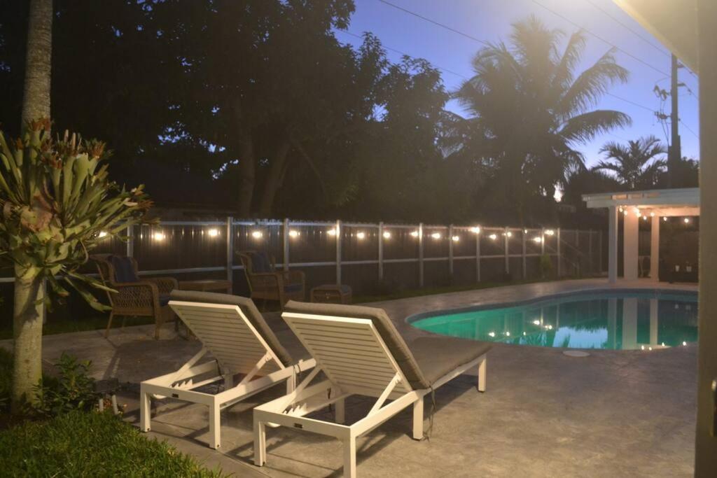 Spacious 4 Bedrooms, 2 Bathroom House With Pool Miramar Bagian luar foto